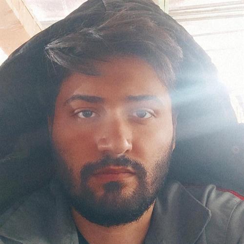 کورش&nbsp;زمانی